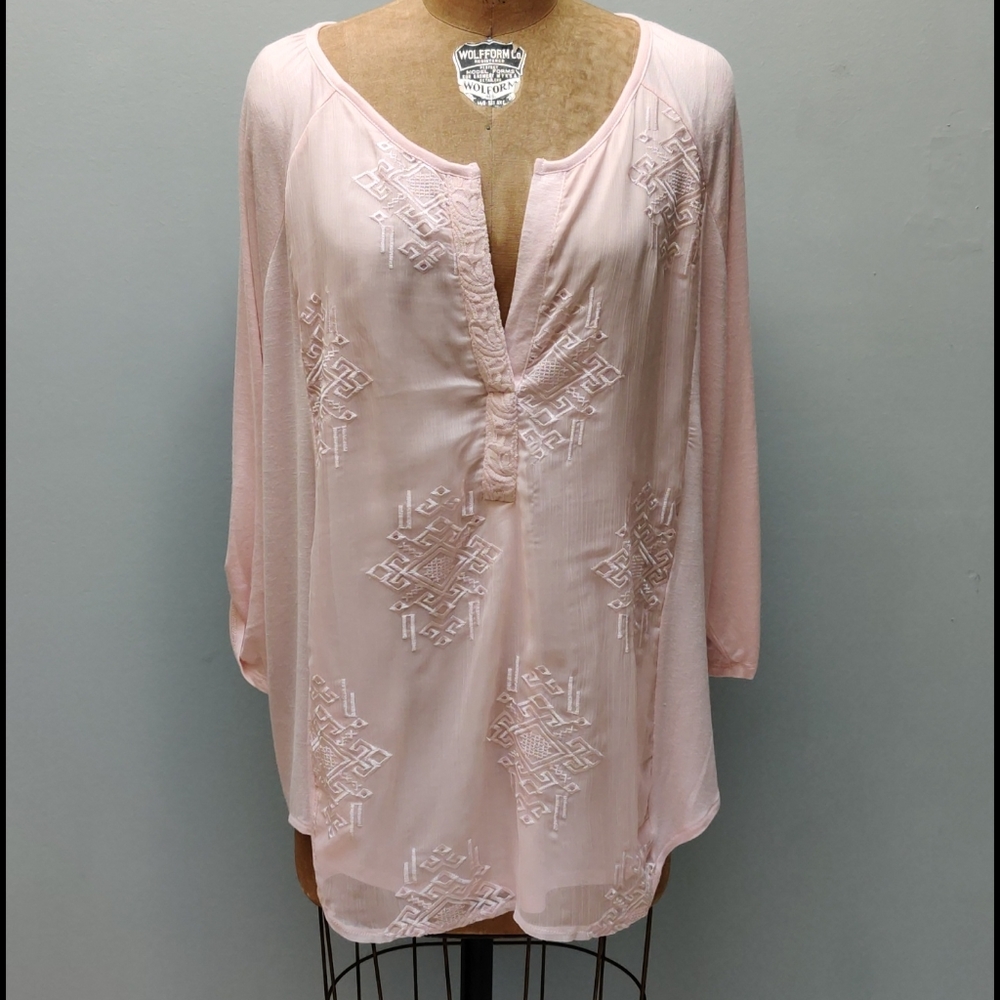 RXB 3/4 Sleeve Embroidered Top